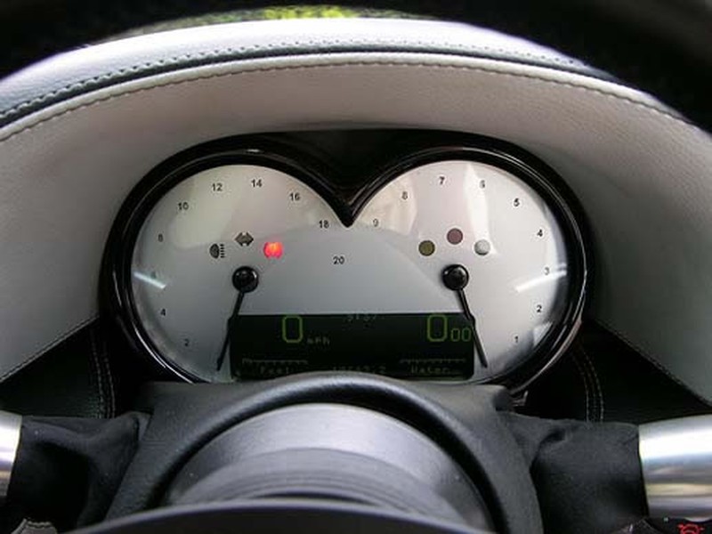 TVR INDEPENDENT SPECIALIST POWERS PERFORMANCE SERVICING CENTER