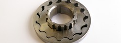 Serpentine oil pump gears