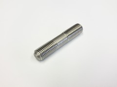 CYLINDER HEAD STUD M10 X 50