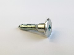 REAR SCREEN FITTING M6