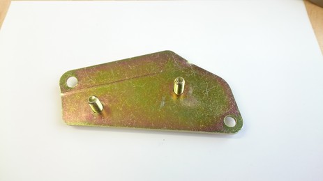 REAR ANTI ROLL BAR MOUNT BRACKET LH