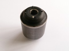 Diff mounting bush, side mounts (BTR) white spot