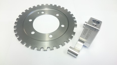 TRIGGER WHEEL & SENSOR BRACKET