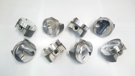 Cerbera AJP V8 4.7 piston set