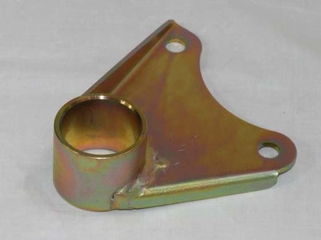 DIFF RH MOUNTING BRACKET (BTR)
