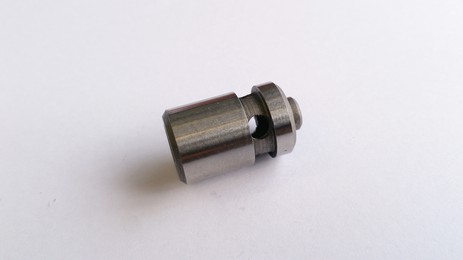 Oil pressure relief valve