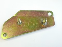 REAR ANTI ROLL BAR MOUNT BRACKET RH