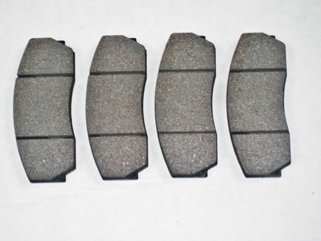 Front brake pads (Cerbera)