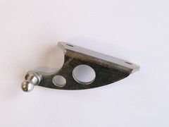 REAR SCREEN STRUT MOUNT BRACKET RH