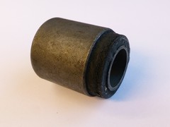 Drag strut bush