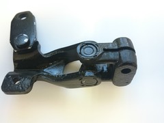 UPPER UNIVERSAL JOINT (V8S)