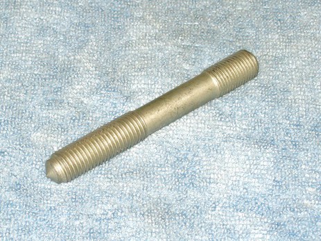 AJP V8 HEAD STUD M12 X 88